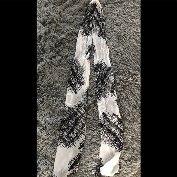 Alberto Makali | Black Dress - Picture 9 of 9